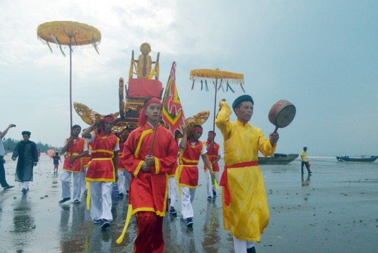 Lễ hội đình Trà Cổ, Móng Cái, ảnh từ Báo Quảng Ninh