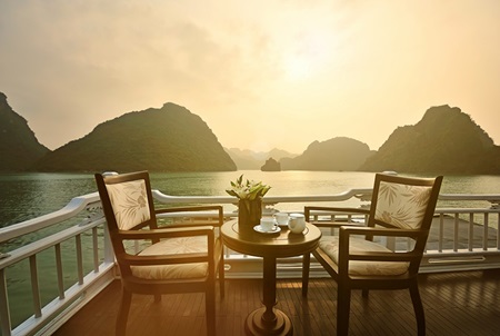 sunset view on halong bay