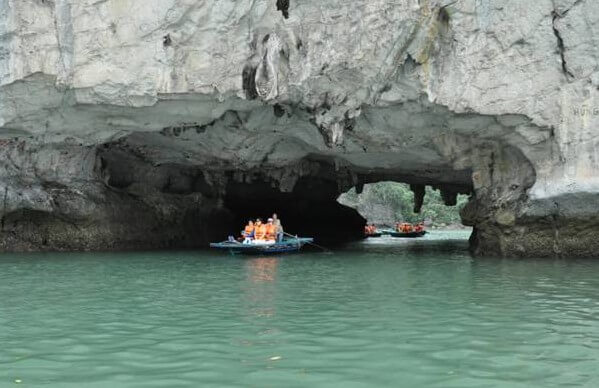 Ba Hang Cave