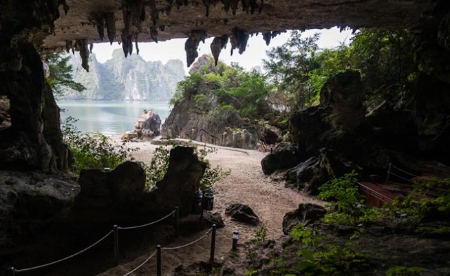 trong (drum) cave