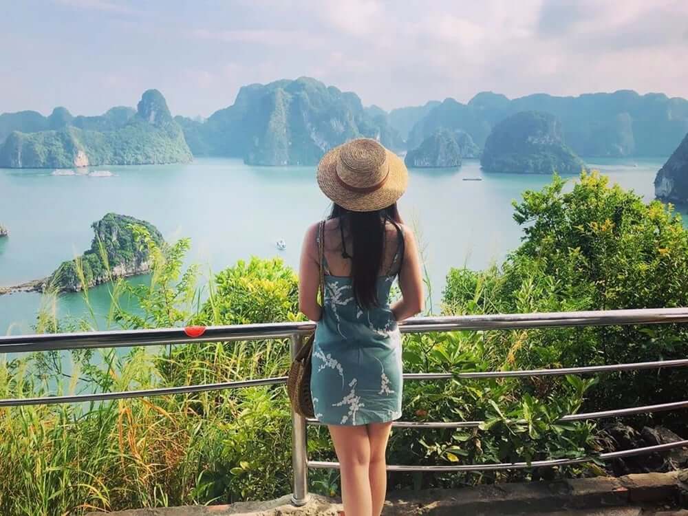 halong bay peak