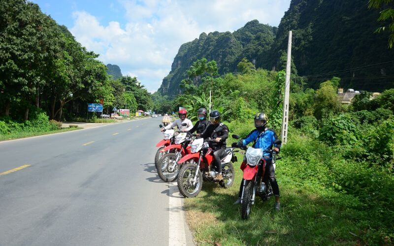 Rent Motobike from Ninh Binh to Halong Bay