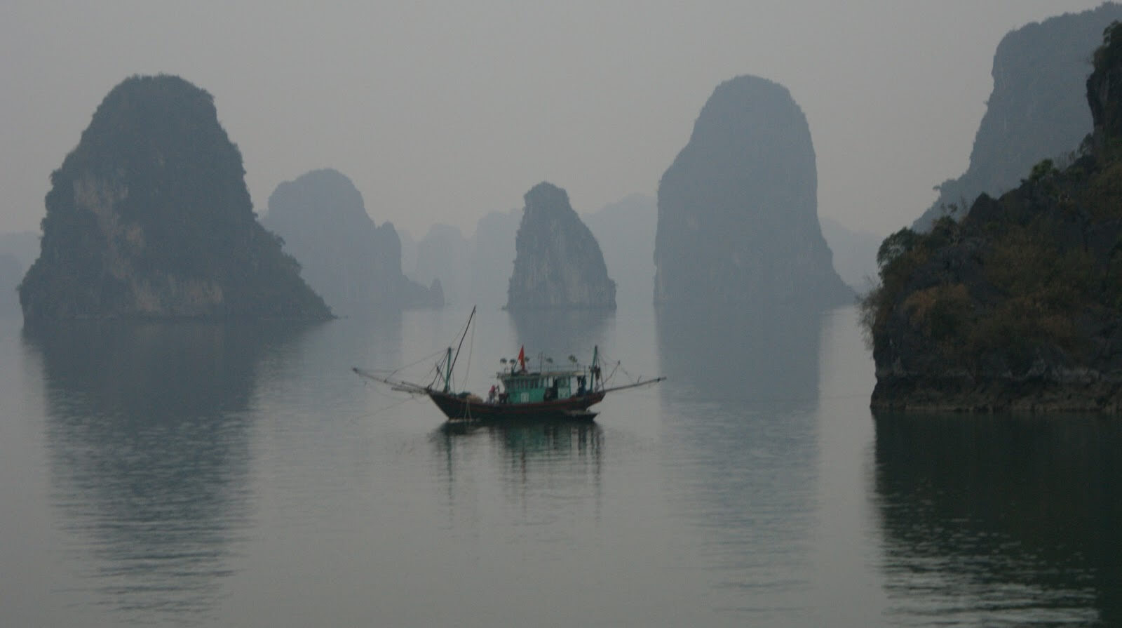 halong bay in december