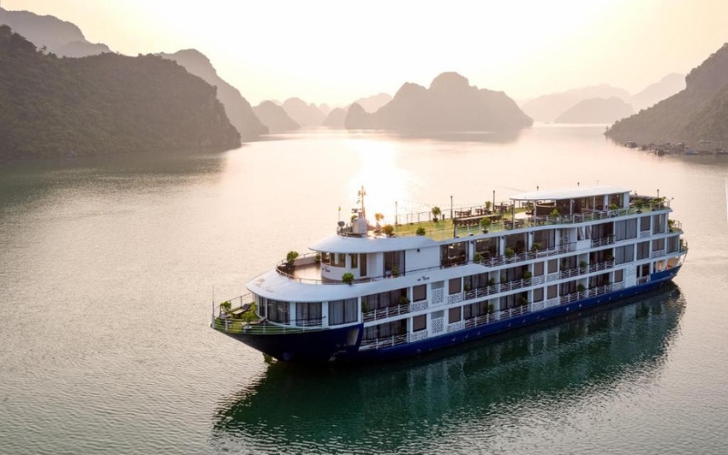 Mon Cheri Cruise – Premium Luxury with Halal Dining