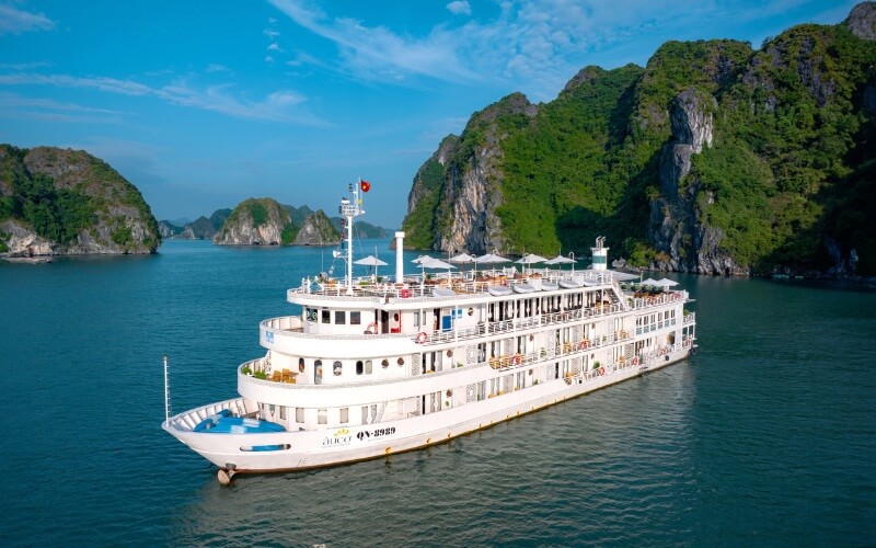 The Au Co Cruise