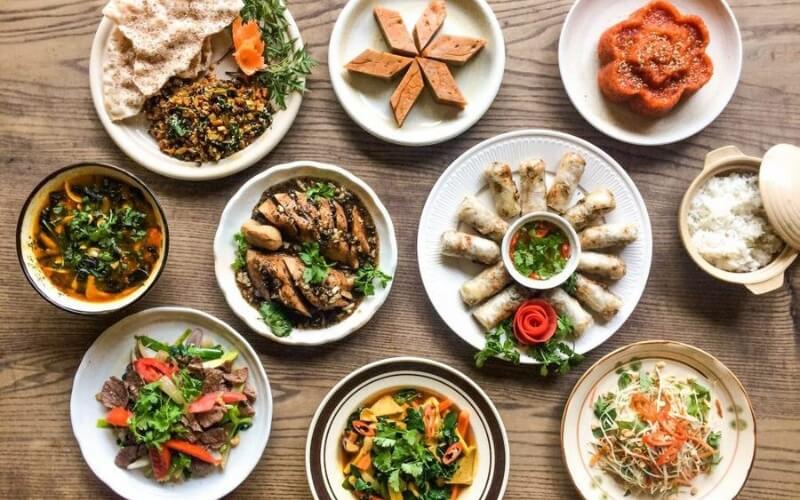 Why Choose a Vegan-Friendly Cruise in Halong Bay