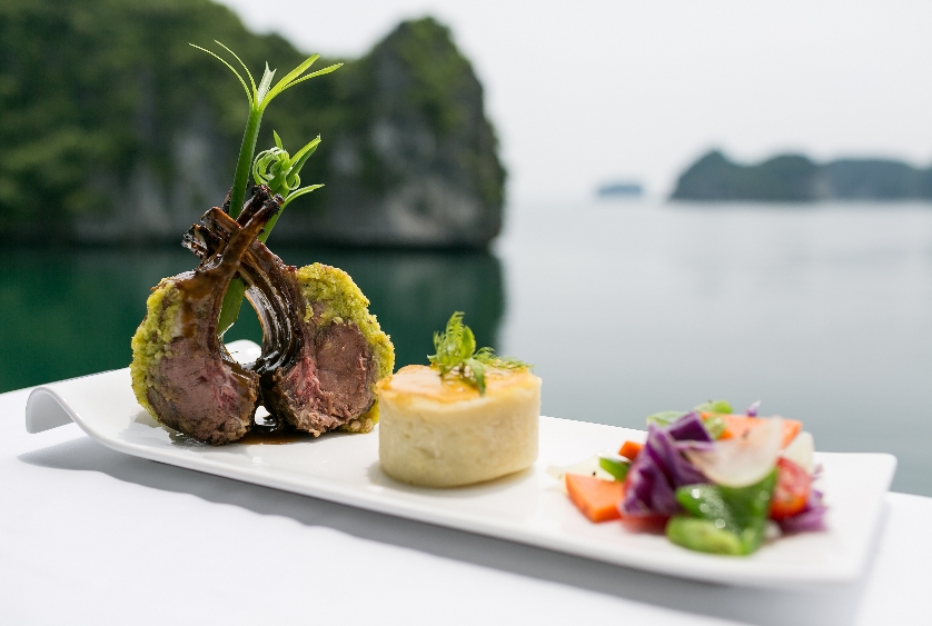 Food & Drink hygiene on Halong Bay cruises