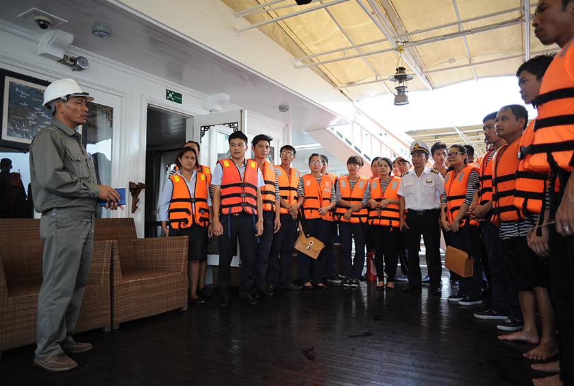 Safety process of Halong Bay cruises