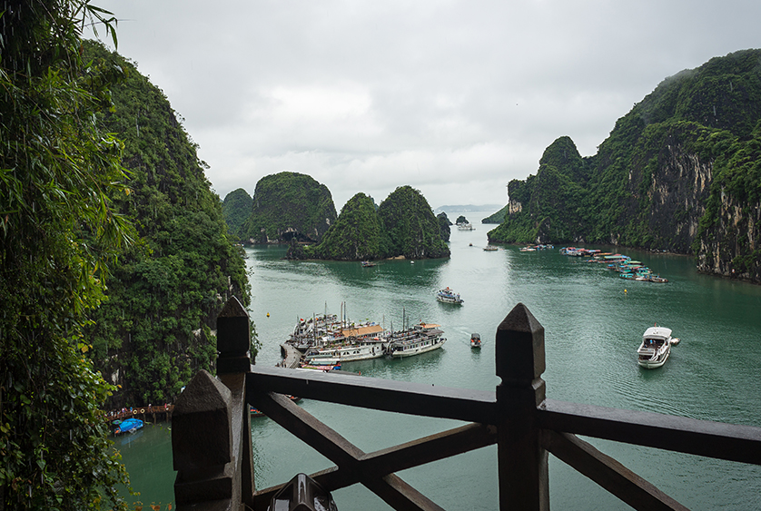 Maintenance and Registration of Halong Bay cruises