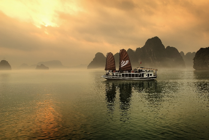 What to do when your Halong Bay cruise is cancelled?